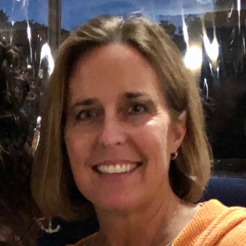 Meet your Posher, Caroline